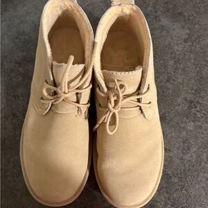 Bearpaw Skye Chukka Boots Tan Suede Lace-Up Ankle Boots